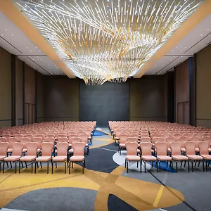 5* מלון Sofitel Downtown